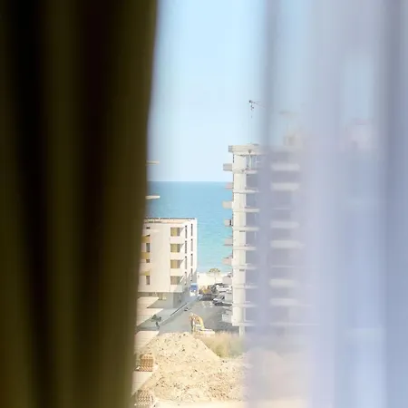 Filip's In Nord10 - Pool & Parking * Mamaia