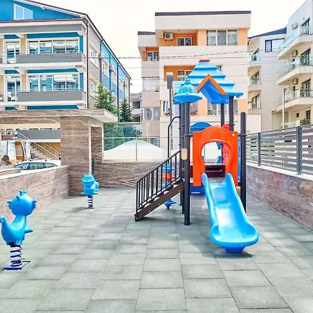 Filip's In Nord10 - Pool & Parking