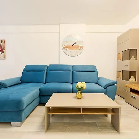 Apartment Filip's In Nord10 - Pool & Parking Mamaia