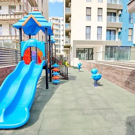 Filip's In Nord10 - Pool & Parking * Mamaia