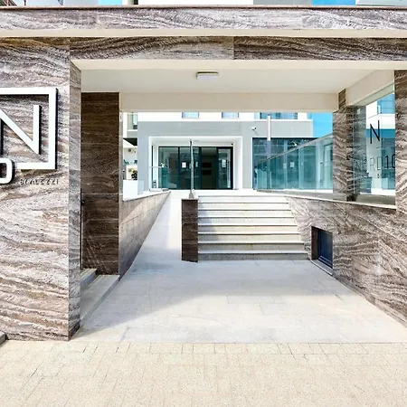 Filip's In Nord10 - Pool & Parking Appartement *