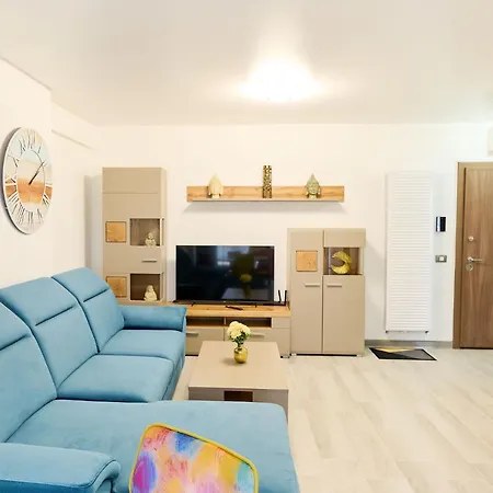 Filip's In Nord10 - Pool & Parking Apartmán *